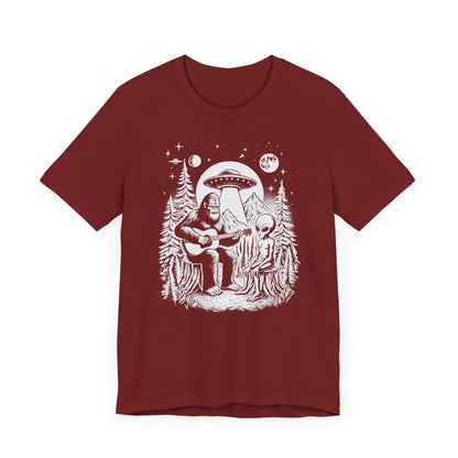 Bigfoot Singing to Alien T-Shirt